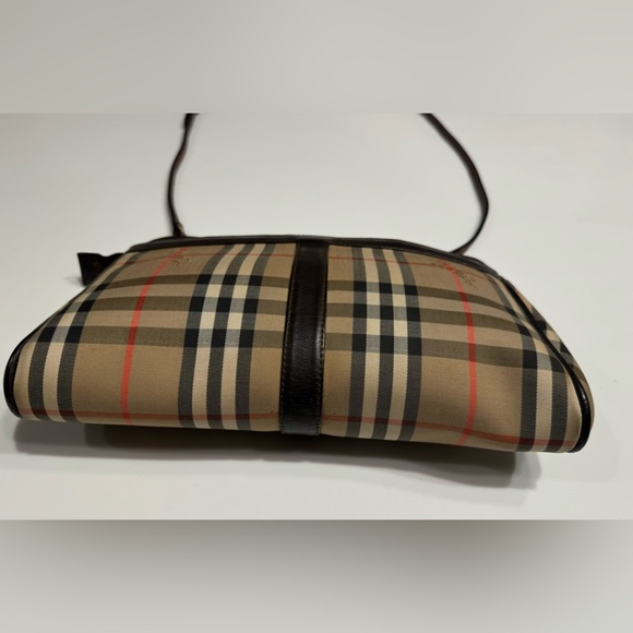 Burberry crossbody bag with provided sling - Picture 6 of 16